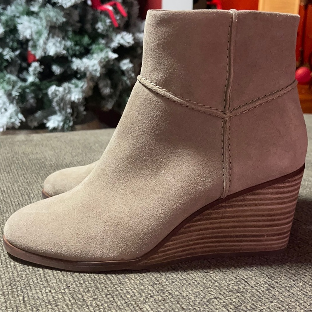 Lucky brand wedge ankle boots